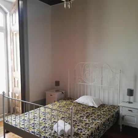 Гостевой дом Casa Da Rainha 3*